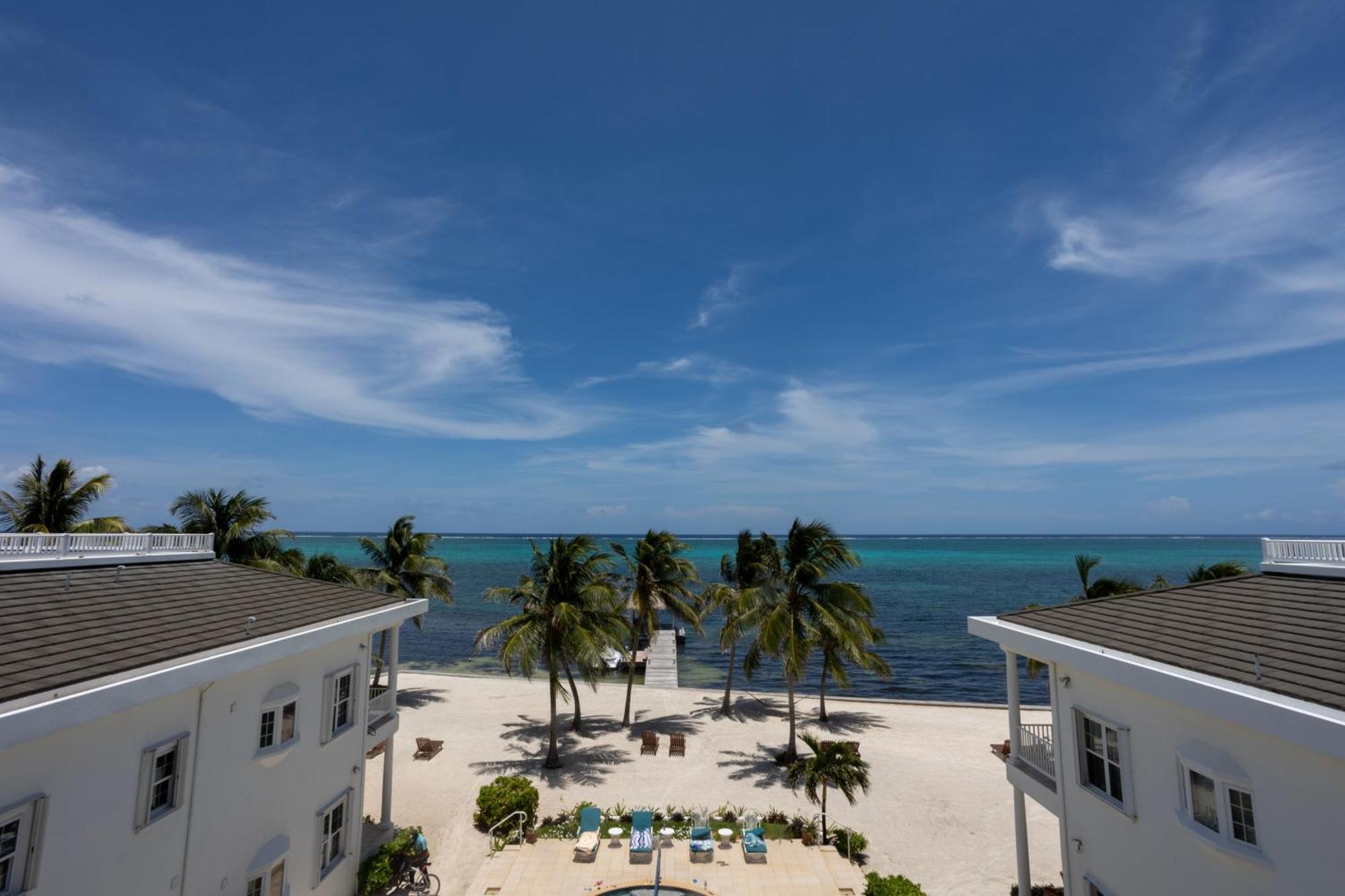 Tara Del Sol Resort San Pedro  Exterior foto